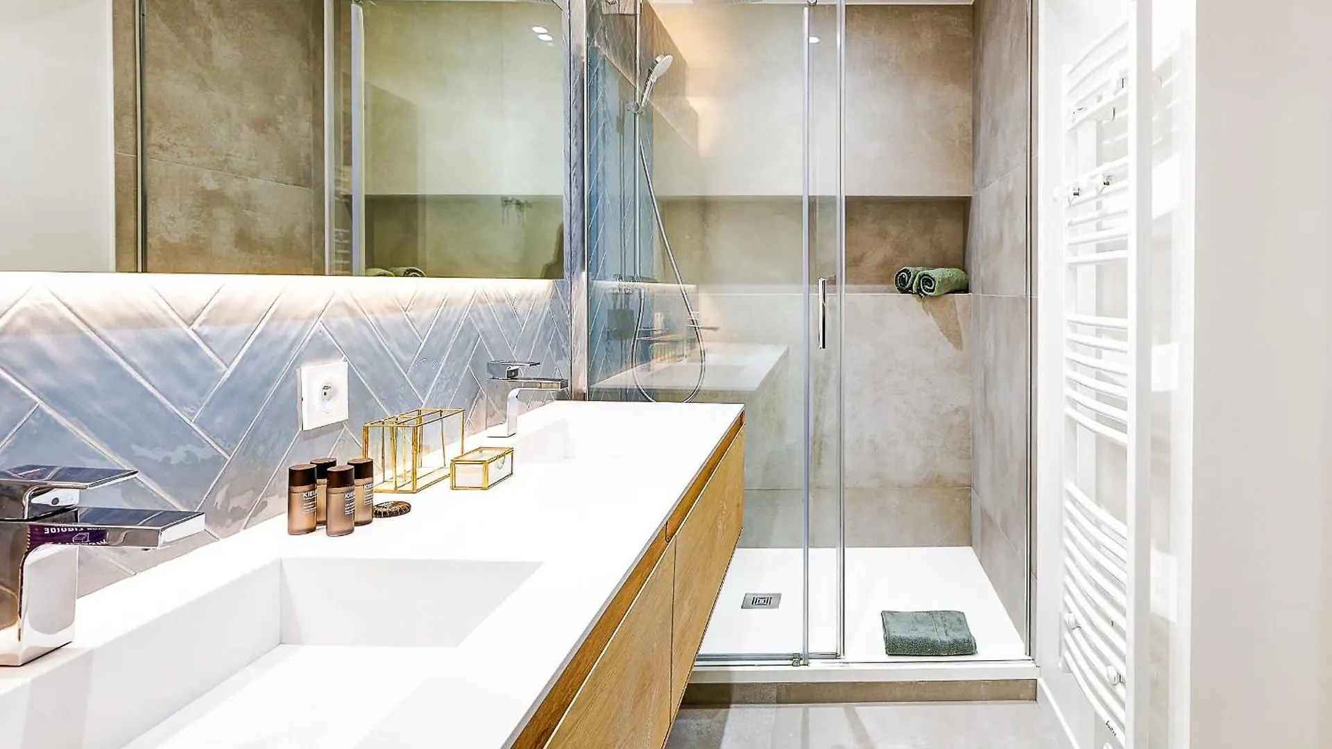 Apartment Appartement De Luxe Et Lumineux Saint Honore Pour 6 Personnes Paris